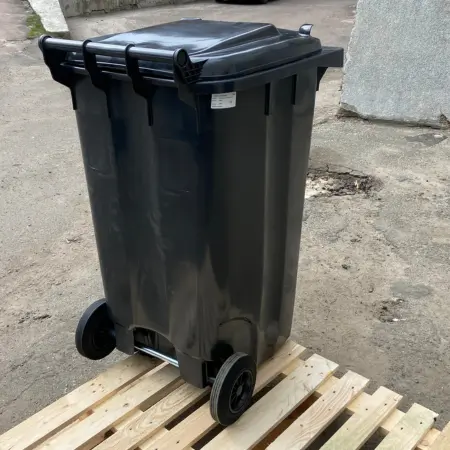 Сміттєвий бак Europlast пластиковий чорний об’єм 240 л ціна